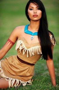 People & Humanity: native american girl