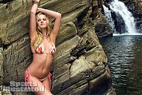 TopRq.com search results: Sports Illustrated Swimsuit Issue Girl 2013