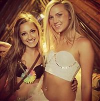 TopRq.com search results: Girls from Electric Daisy Carnival 2013, Las Vegas, United States