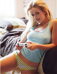 TopRq.com search results: girl playing video games