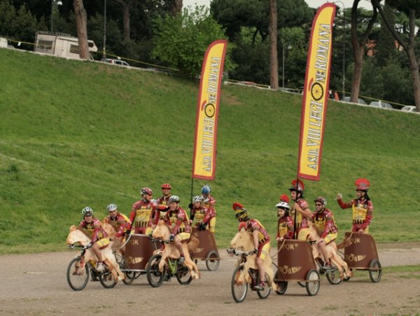 Bicycle race in Rome