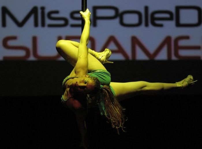 Miss Pole Dance, South America