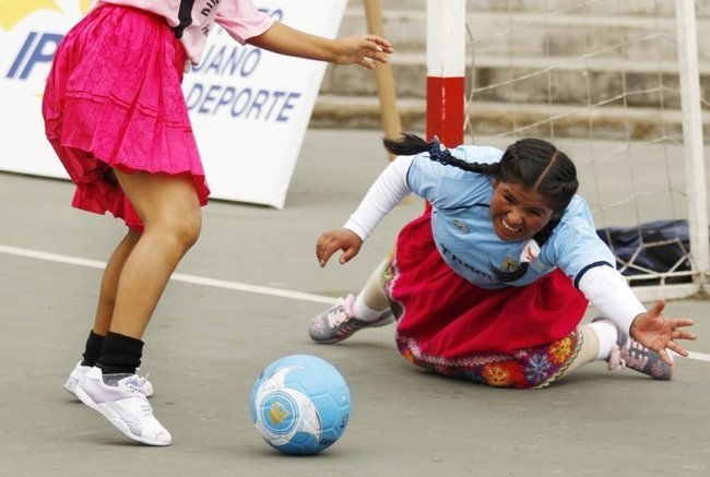 Women's football in Peru