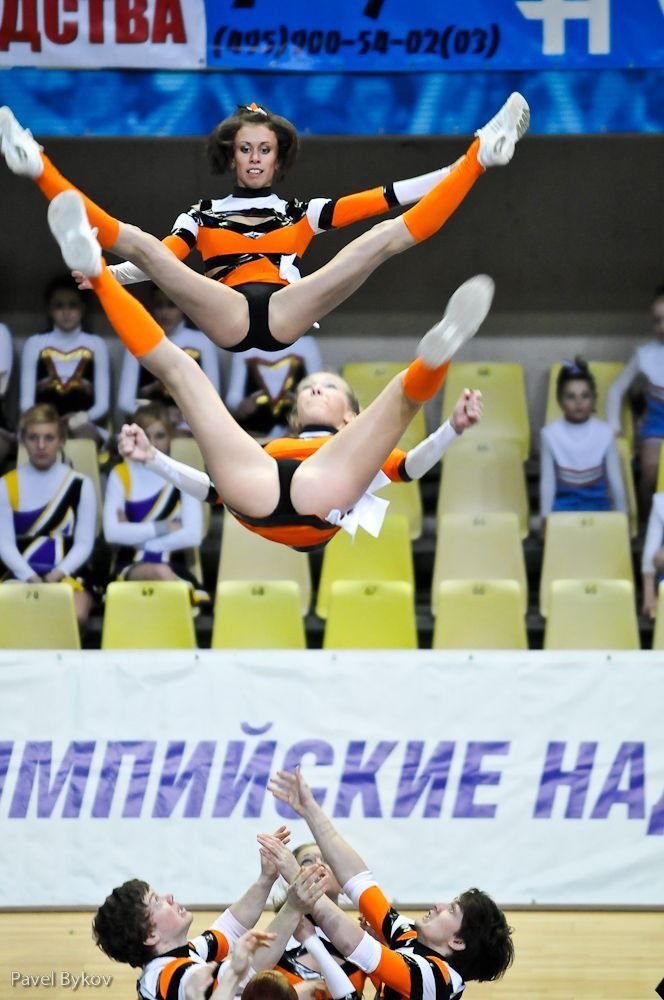 cheerleader girls training