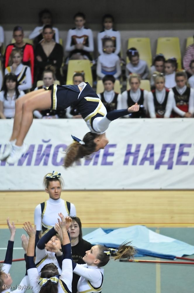 cheerleader girls training