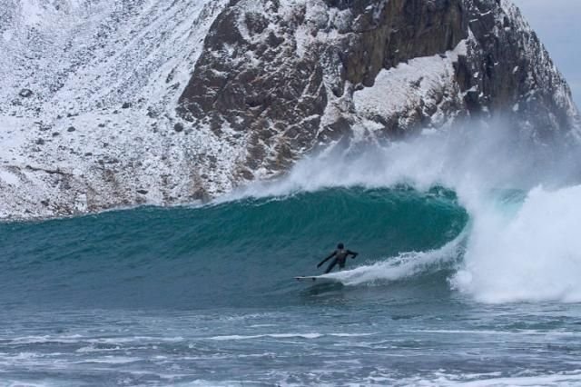 arctic surfing