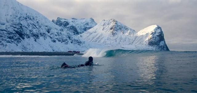 arctic surfing