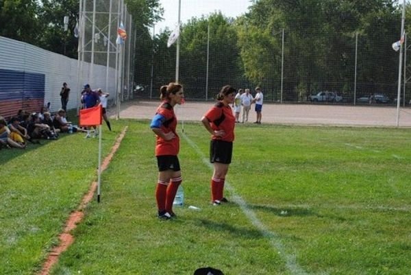 girls playing rugby