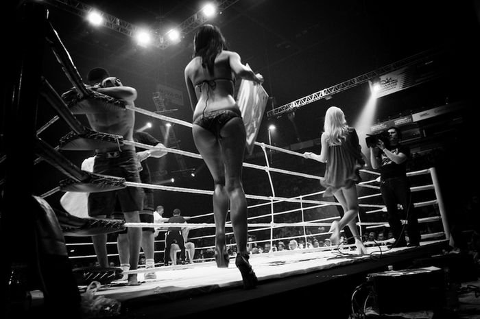 boxing ring girls