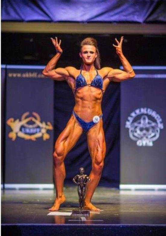 Georgina McConnell, strong fitness bodybuilding girl