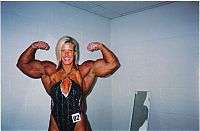 Sport and Fitness: Barbie Guerra lost her hands from electric shock, but she still does a bodybuilding