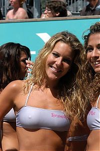 Sport and Fitness: Volleyball support team girls in bikini, Berlin, Germany