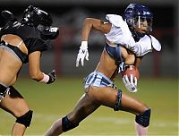 Sport and Fitness: american football girls