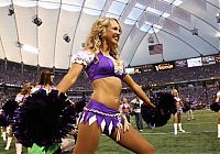 Sport and Fitness: Minnesota Vikings NFL cheerleader girls
