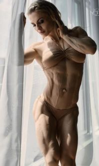Eleonora Dobrinina, strong fitness bodybuilding girl