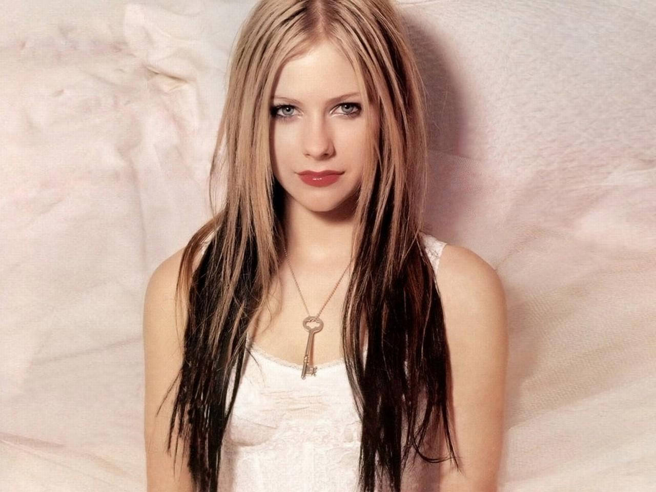 Avril Ramona Lavigne