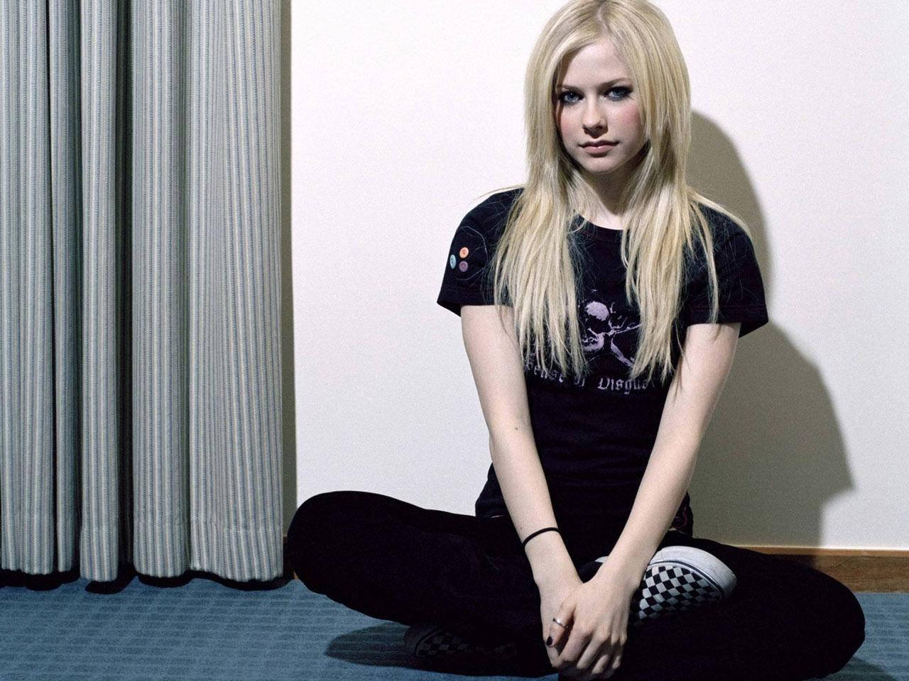 Avril Ramona Lavigne