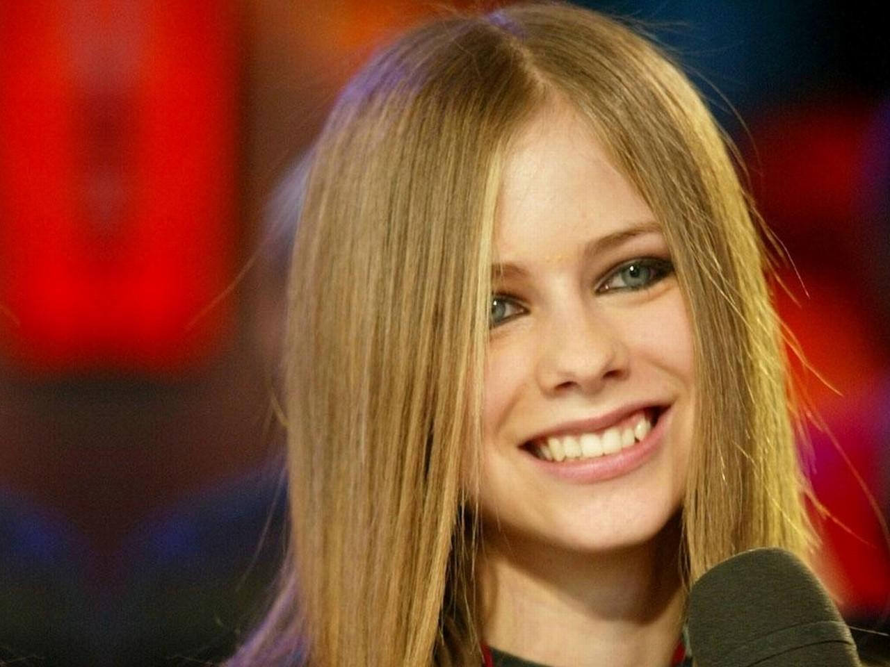 Avril Ramona Lavigne