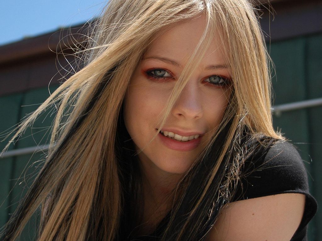 Avril Ramona Lavigne