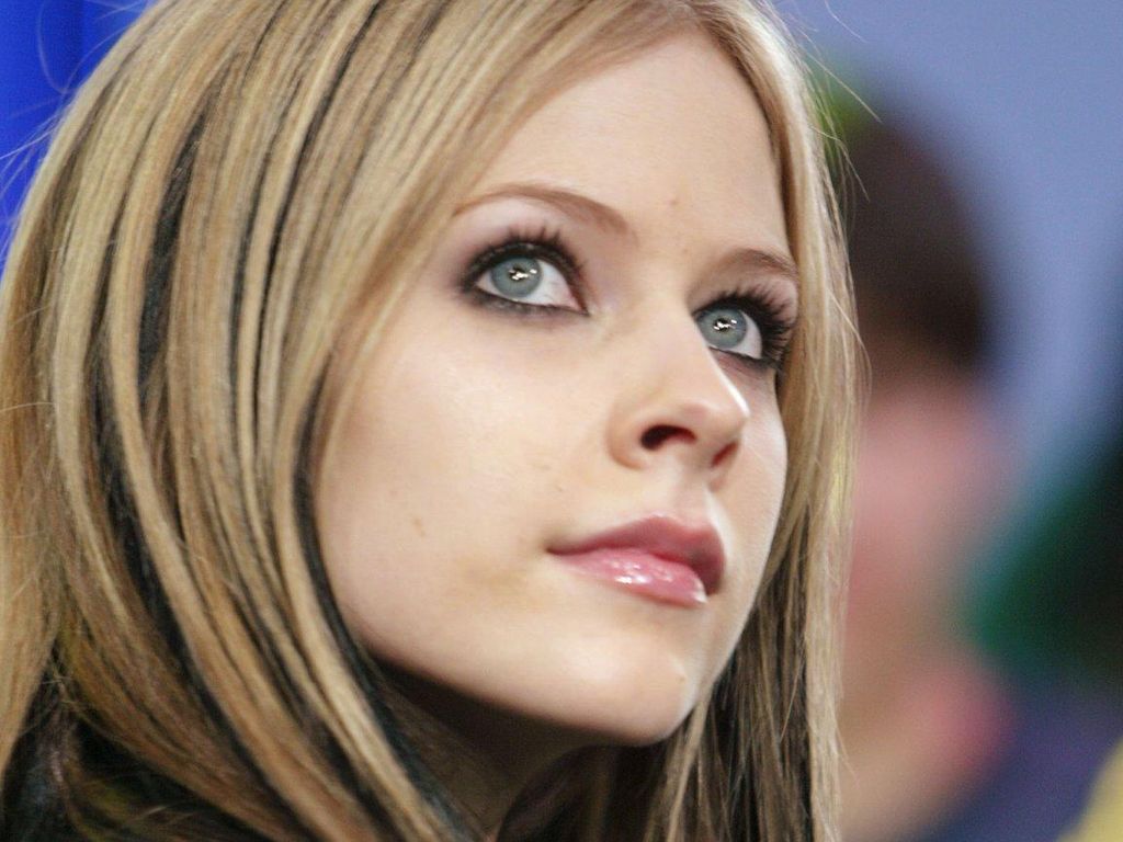 Avril Ramona Lavigne