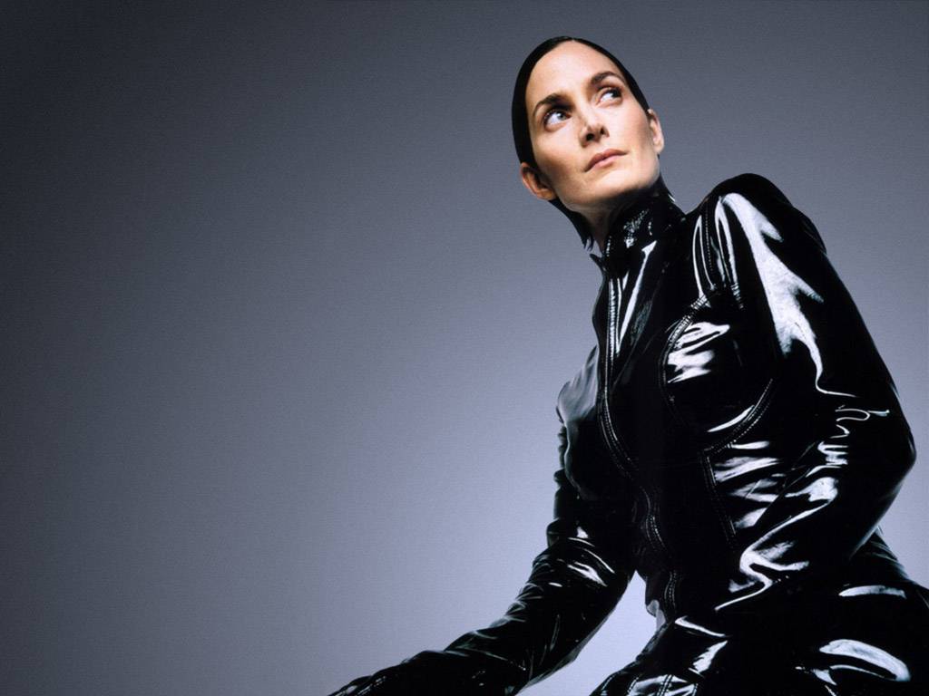 Carrie-Anne Moss