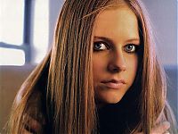 Celebrities: Avril Ramona Lavigne