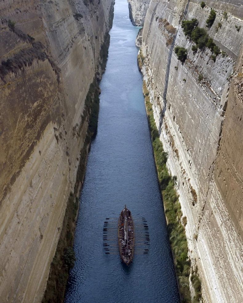 sea sail boat