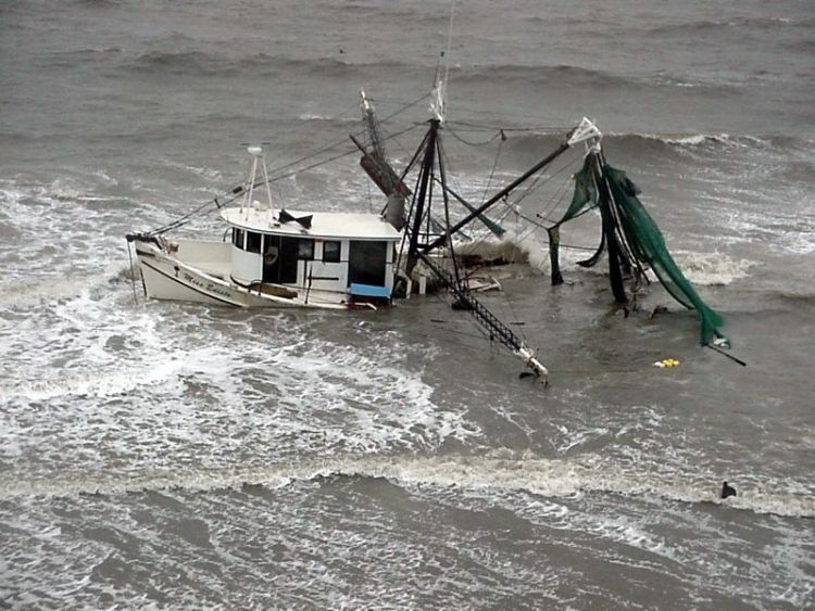 sunk yachts