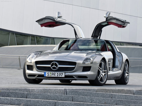 Mercedes-Benz SLS AMG