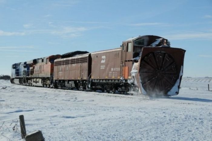 rotary snowplow train