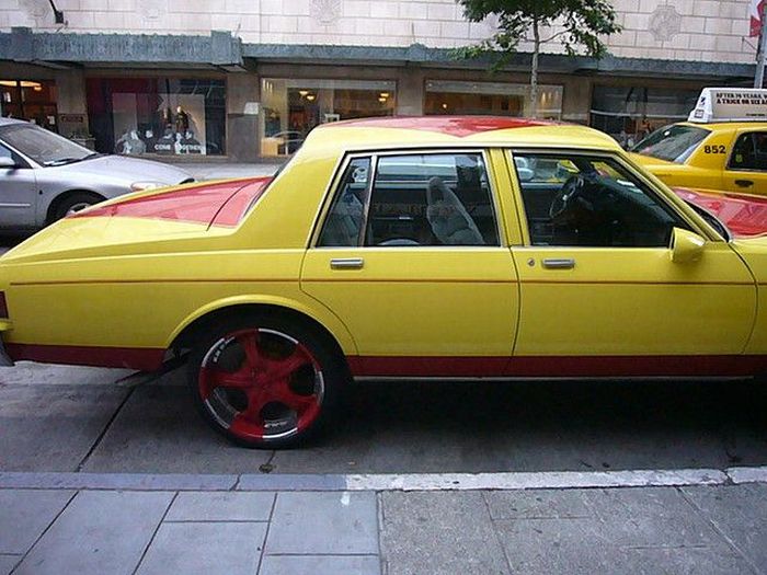 car with rims