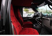 Transport: Chevrolet Express GMC Savana limousine by General Motors