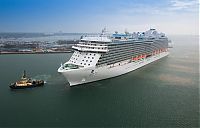 Transport: MS Royal Princess cruise ship