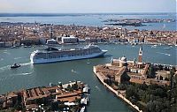 Transport: MSC Magnifica 5 cruise ship, Venice, Italy