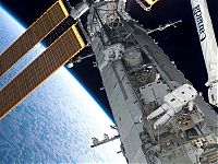 Earth & Universe: Space shuttle Endeavour photo