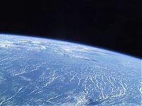 Earth & Universe: spacewalk