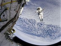 TopRq.com search results: spacewalk