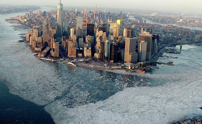 New York City frozen, New York, United States