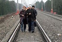 TopRq.com search results: Nevsky Express undermined, Aleshinka-Uglovka route, Russia