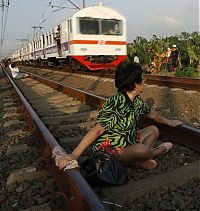 TopRq.com search results: Railroad tracks therapy, Rawa Buaya, Jakarta, Indonesia