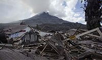 World & Travel: Mount Sinabung, January 2014 eruption, Karo Regency, North Sumatra, Indonesia